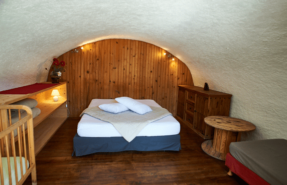 chambre nuptiale couchage en montagne hôtel gîte chambre des mariés